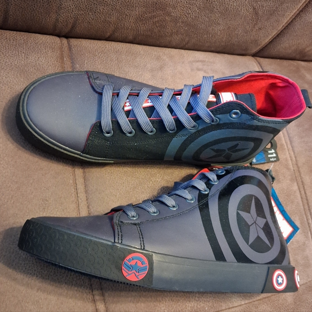 Marvel Men's High-Top Sneakers Captain  America Dark Grey Size 11 1/2